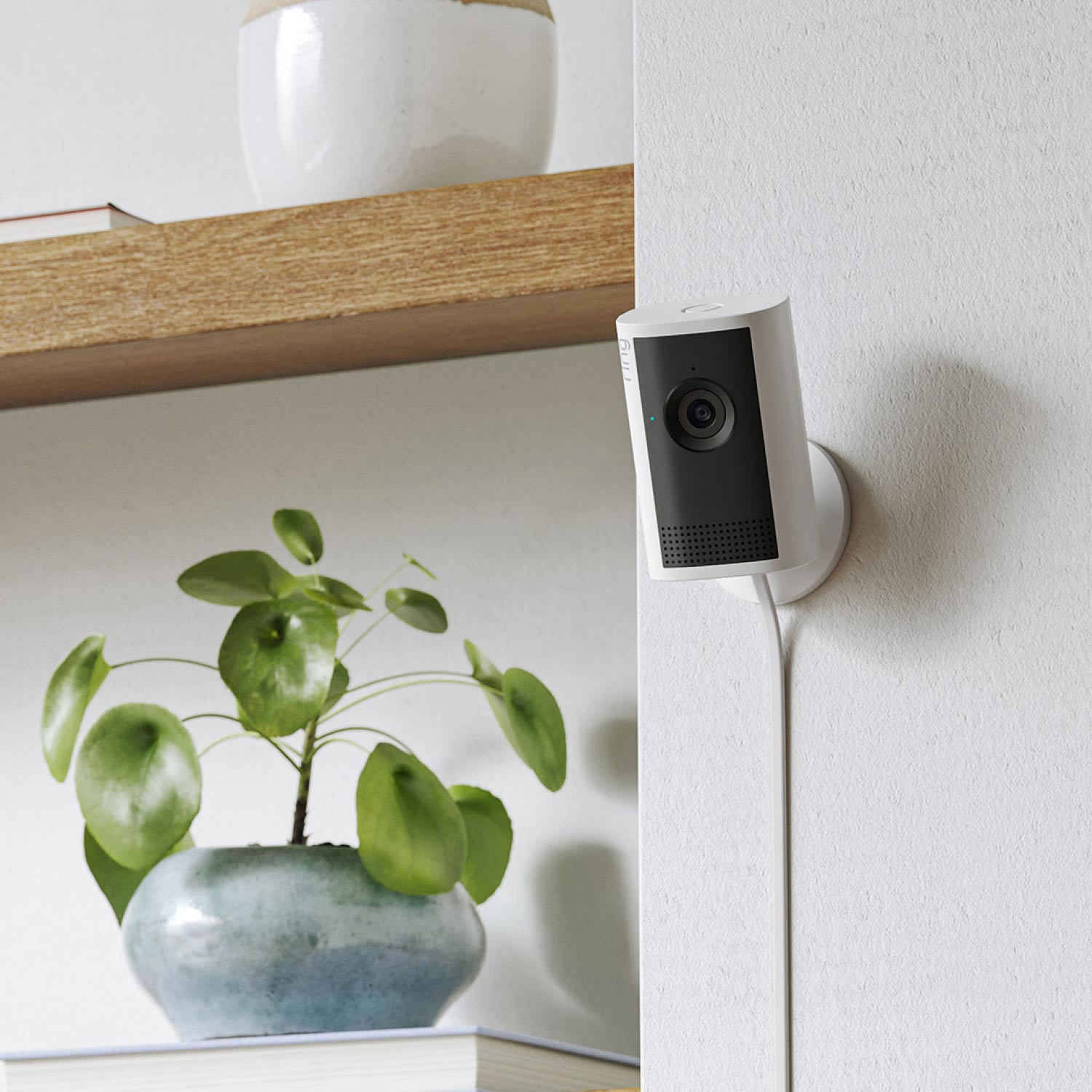 indoor cam plus met retinal 2k